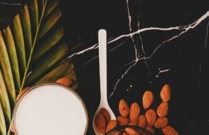 The Best Milk to Pair with Low-Carb Cereal: 9 Perfect Alternatives for a Keto Diet